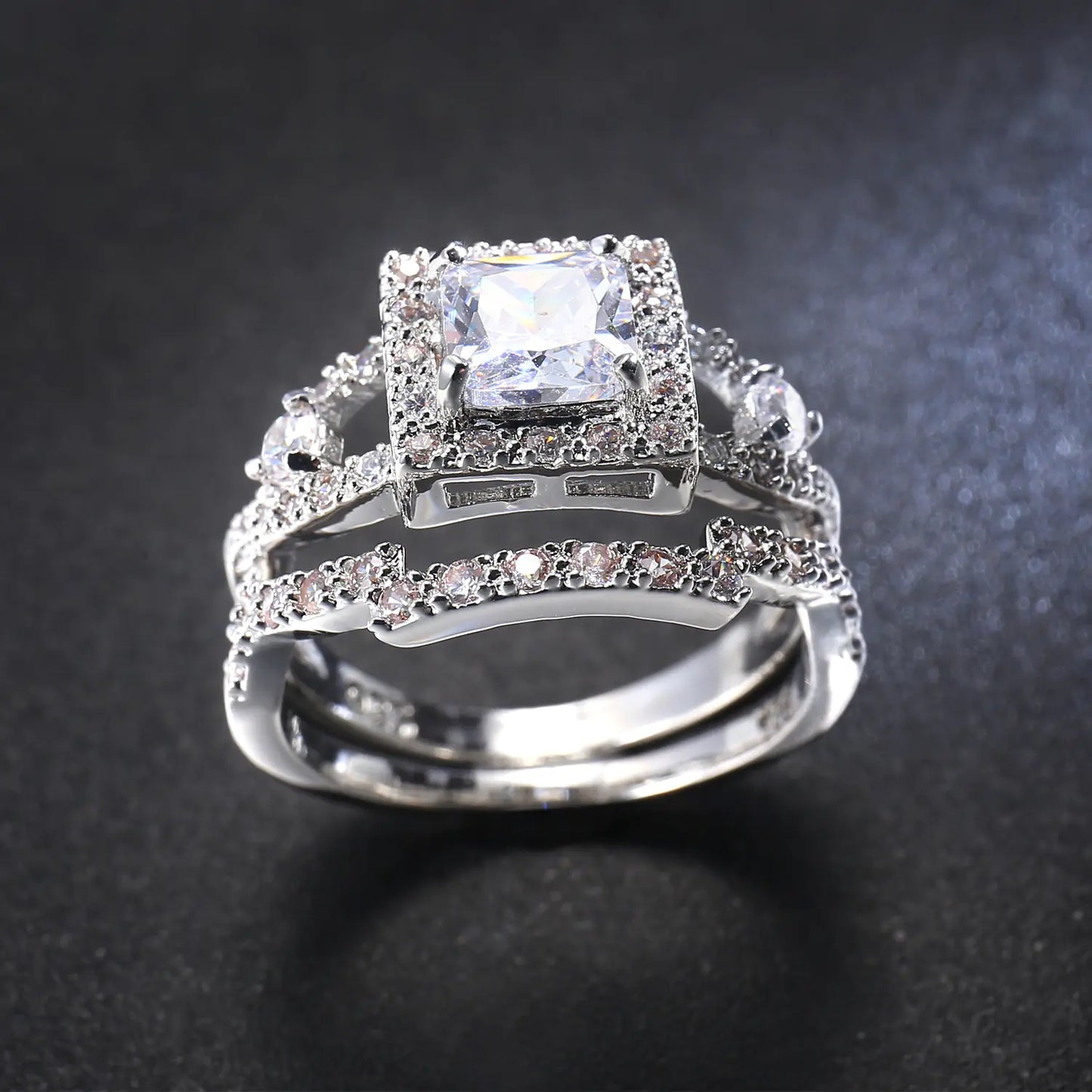 Couple's Zircon Ring Set - Minimalist Jewelry Wholesale