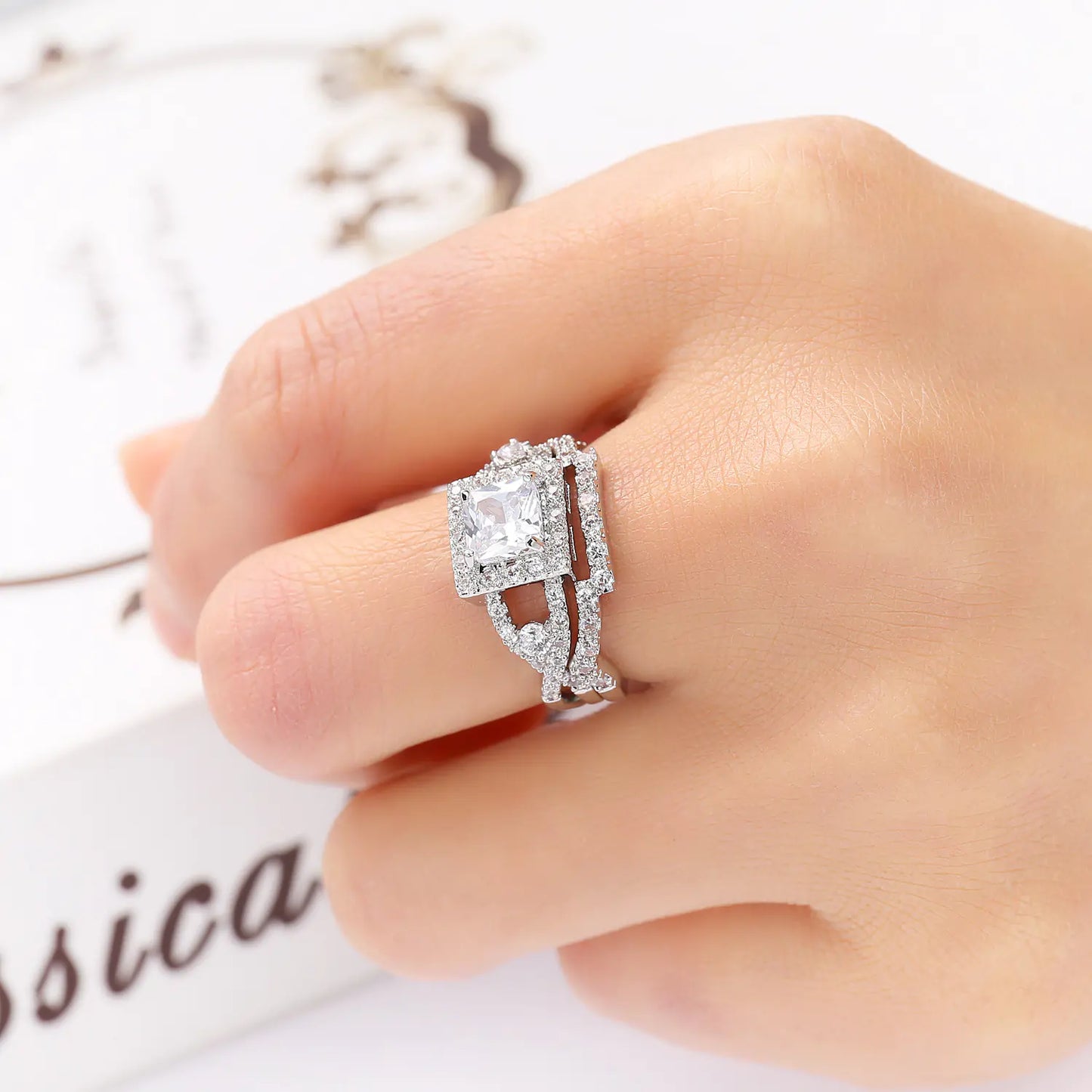 Couple's Zircon Ring Set - Minimalist Jewelry Wholesale