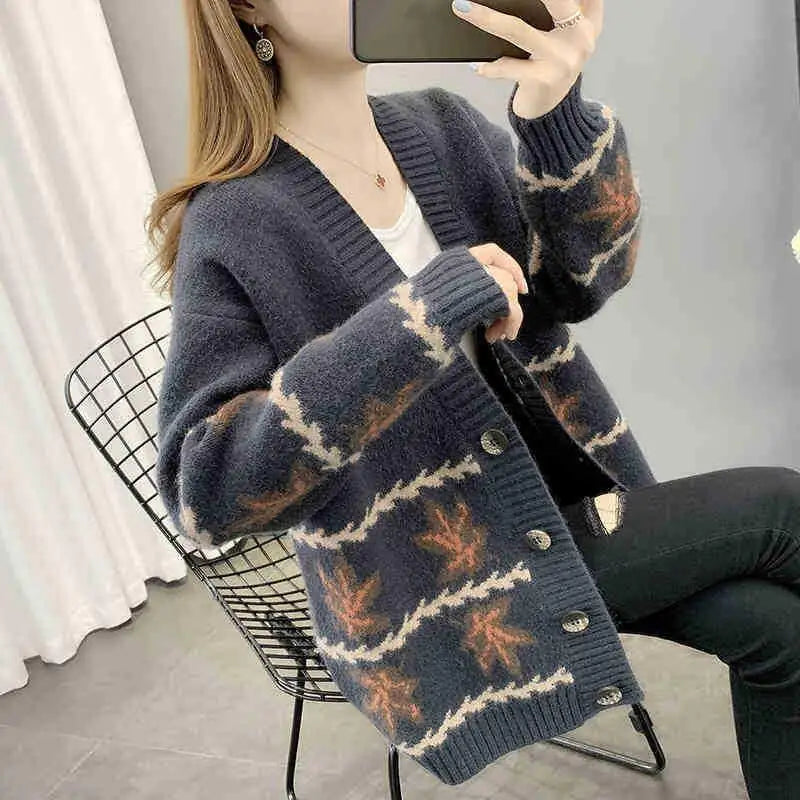 Maple Leaf Jacquard Women's Loose Knit Cardigan